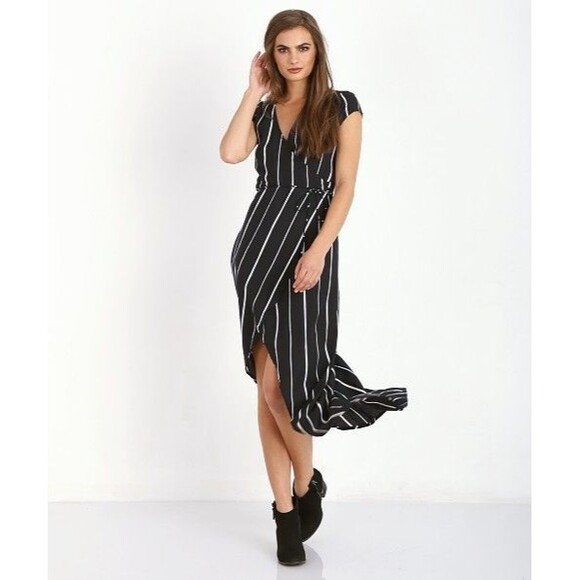 FAITHFULL THE BRAND Lulu Maxi Wrap Dress in Black Sarahs Stripe Size SMALL - Picture 6 of 6